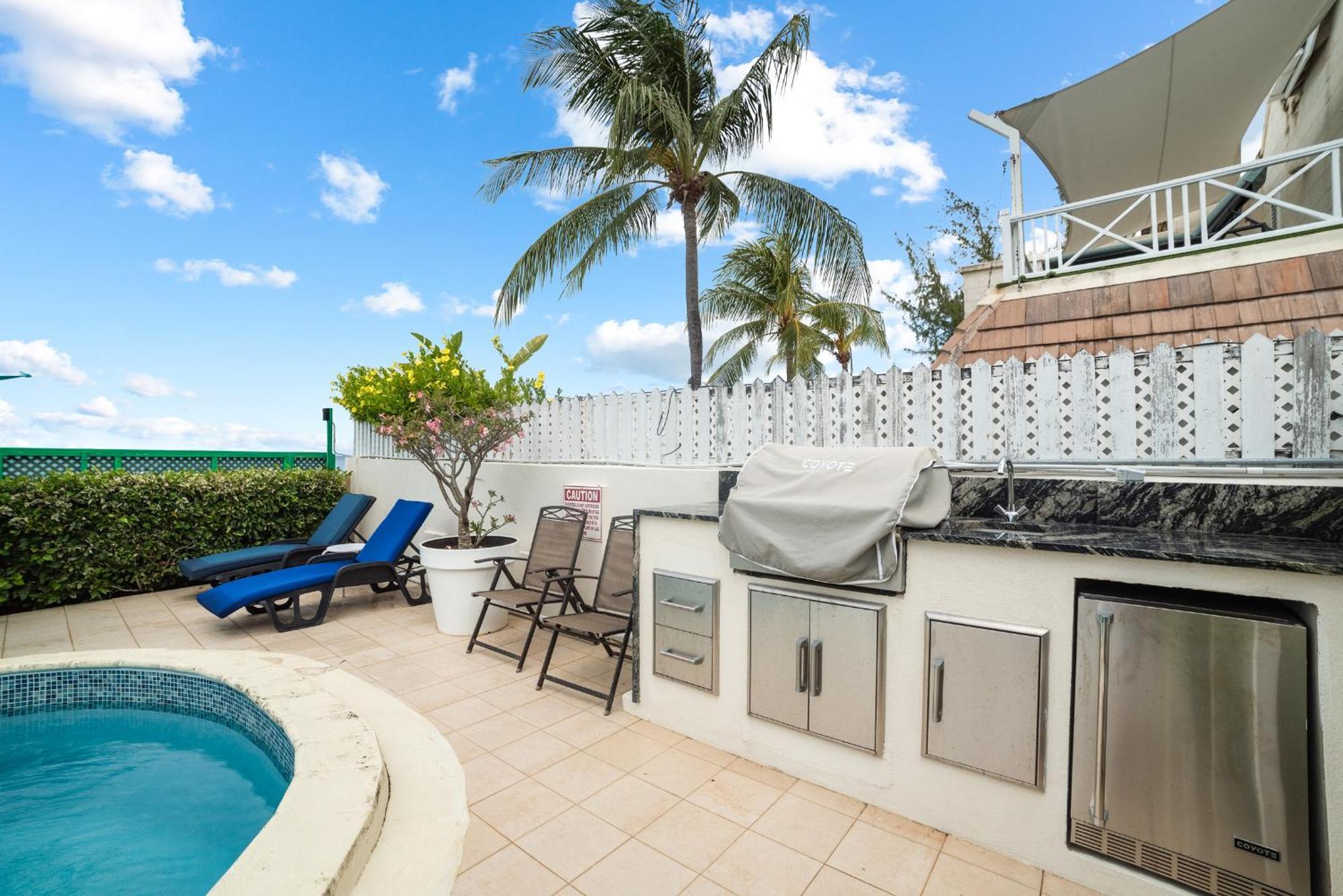 Paradise Villa Saint James Exterior photo